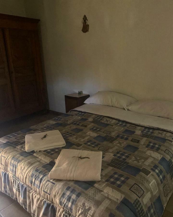S'Imbragu Farm B&B 托尔托利 外观 照片