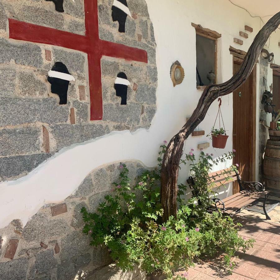 S'Imbragu Farm B&B 托尔托利 外观 照片